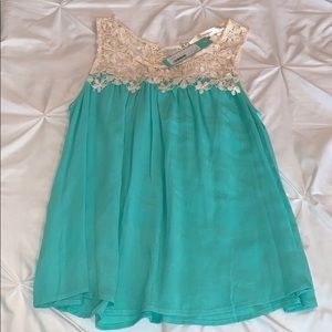 Nicolet Lace Up Back Top